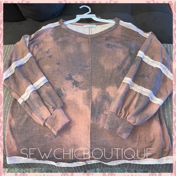 Tie Dye Raw Edge Vintage Style Top - Picture 5 of 6